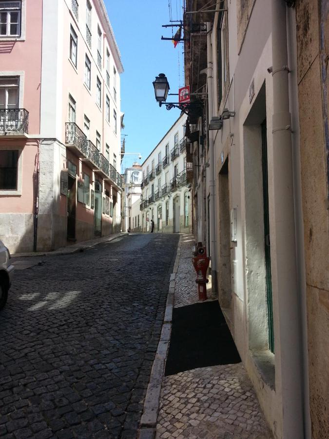 Cozy 1St Floor Flat Central Chiado District With Balconies And Ac 19Th Century Building Lisboa Kültér fotó