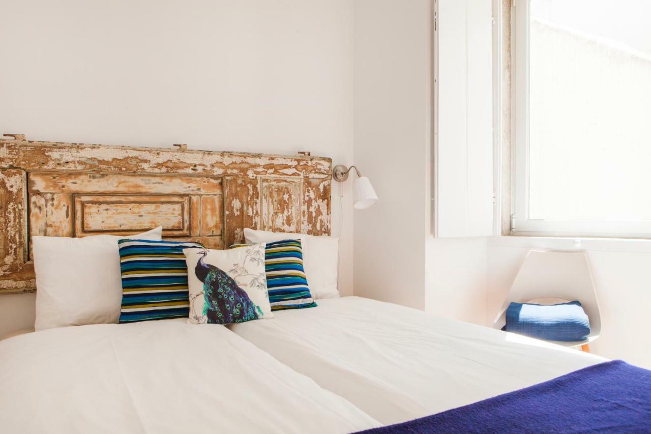 Cozy 1St Floor Flat Central Chiado District With Balconies And Ac 19Th Century Building Lisboa Kültér fotó